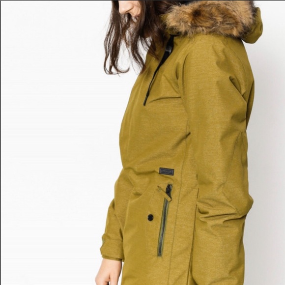 🌴🌼VOLCOM- SKI/ SNOWBOARD JACKET 🌼🌴 - Picture 6 of 16